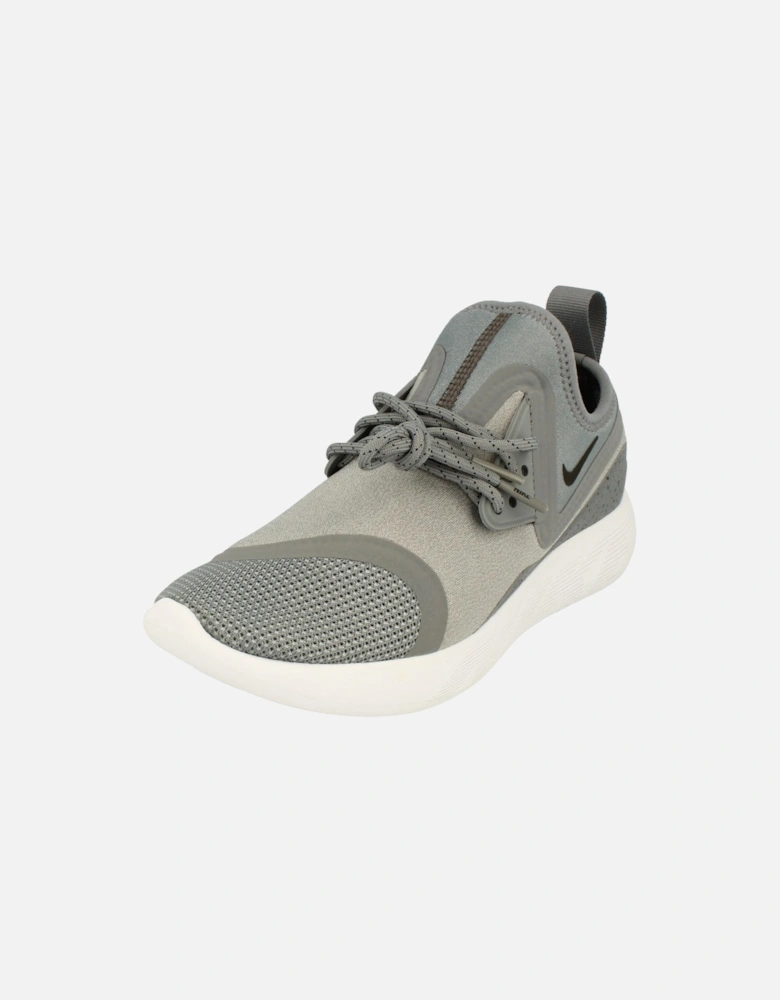 Womens Lunarcharge Essential 923620 002