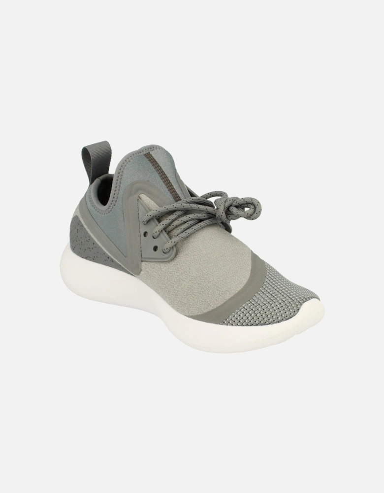 Womens Lunarcharge Essential 923620 002