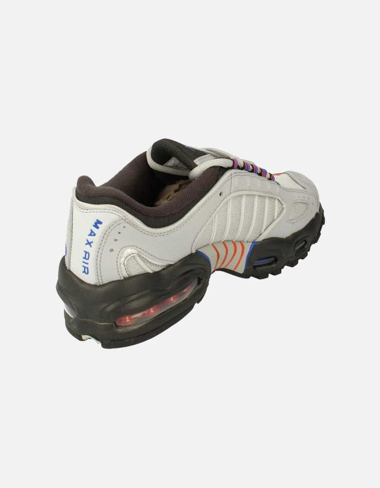 Tailwind VI SE GS CK0700 001