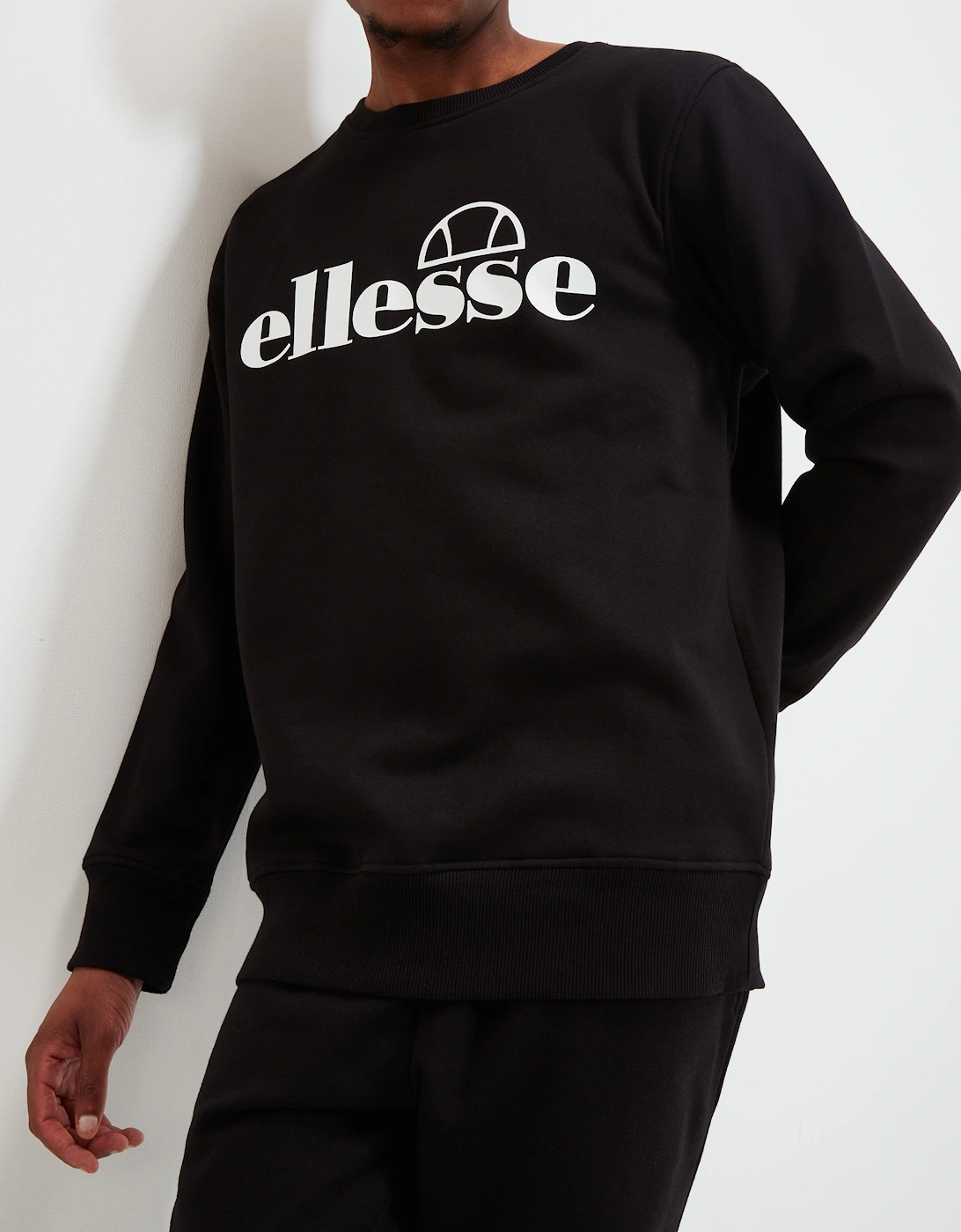 Ellesse Men's Black Bootia Sweatshirt  Sml