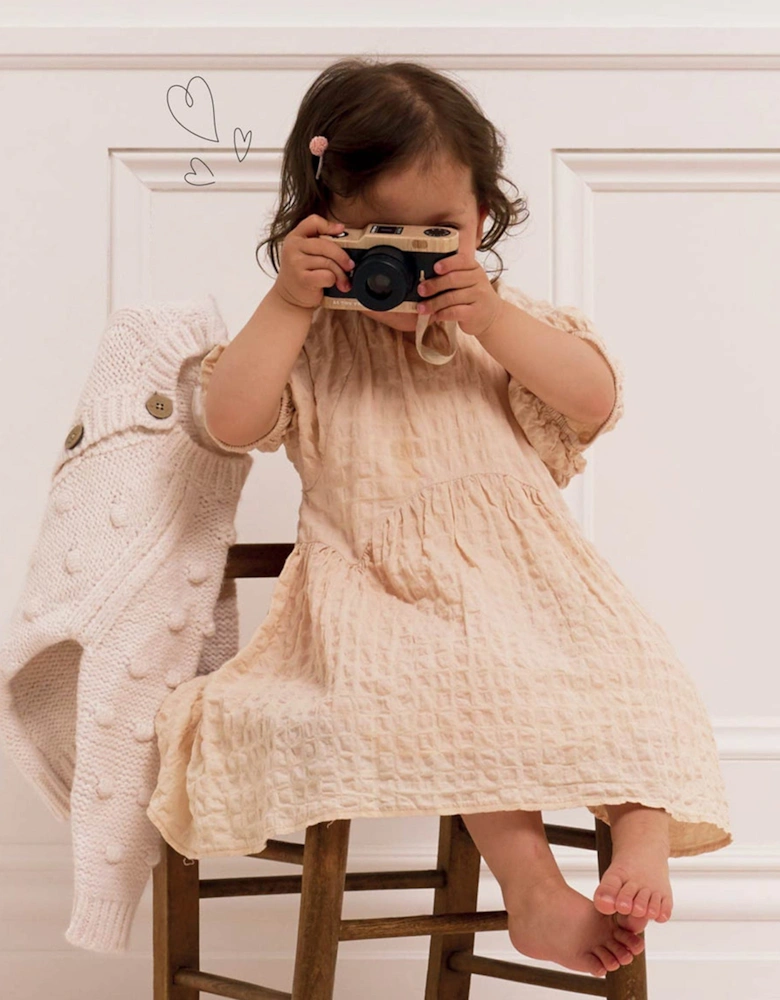 Wooden Retro Camera (W:13 x D:8 x H:15cm)