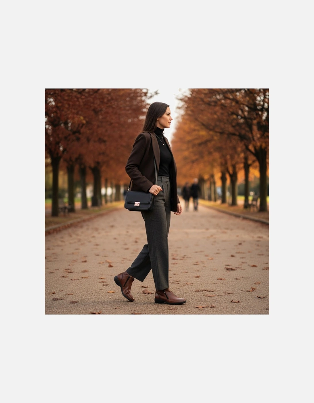 L3882-24 Womens Ankle Boots Nutmeg