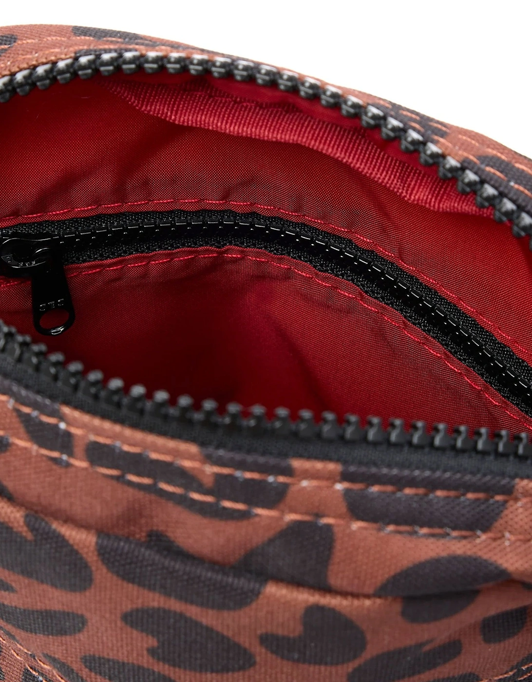 BOND CROSSBODY CANVAS BAG