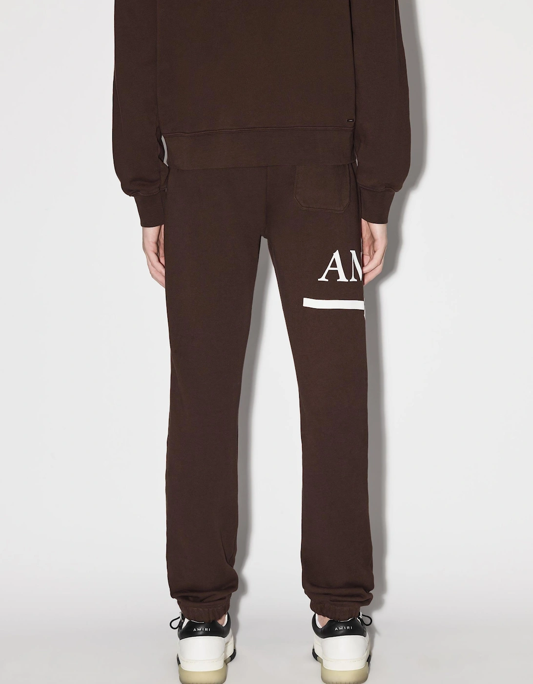 MA BAR LOGO SWEATPANTS BROWN