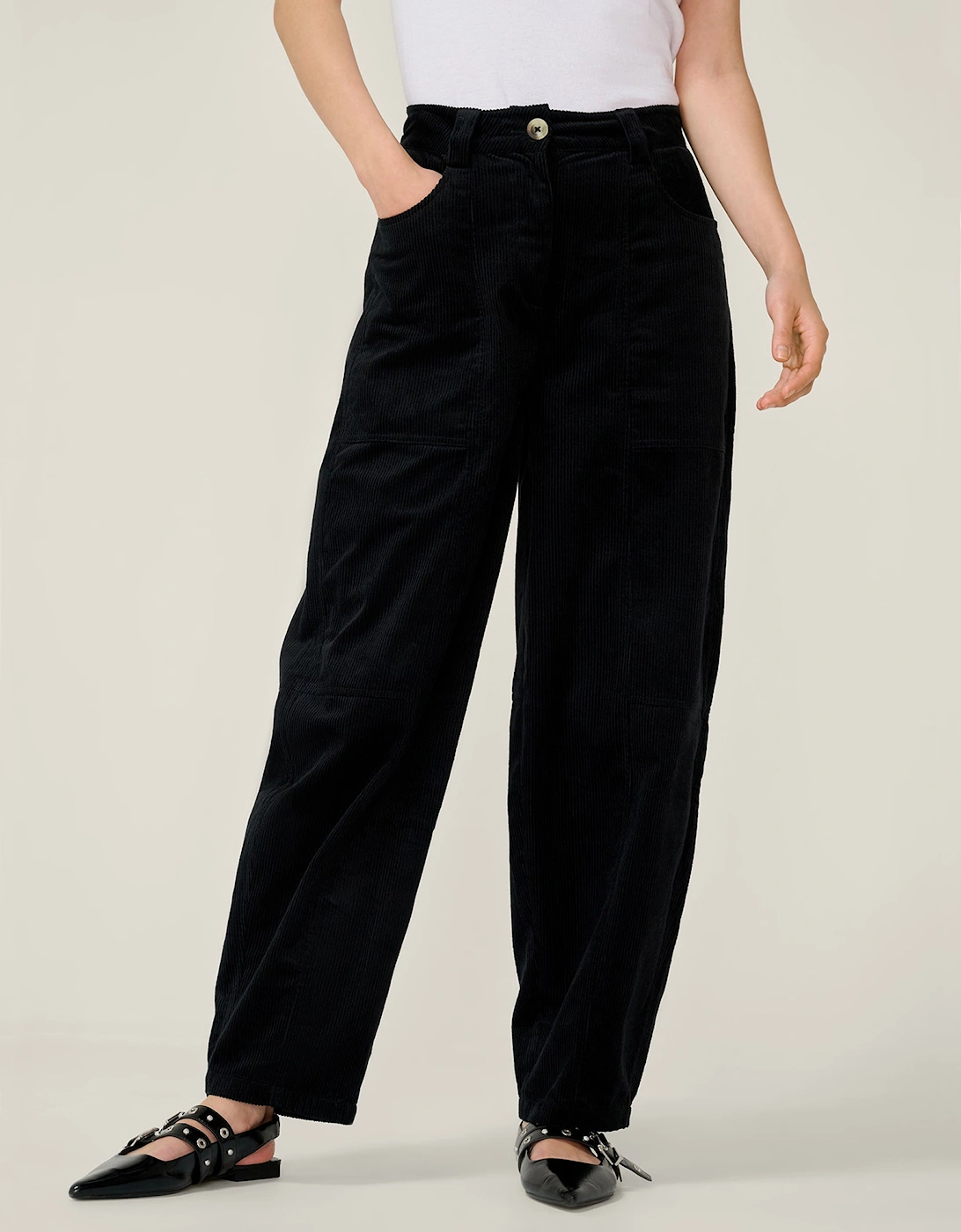 Kai Cord Trouser in Black