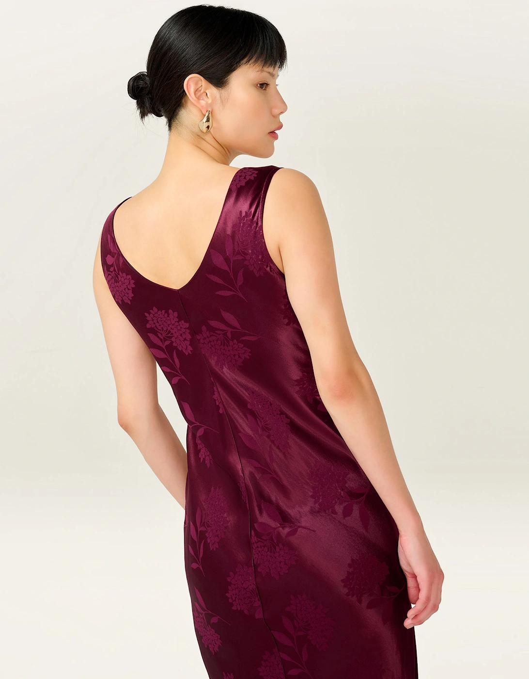 Iris Jacquard Dress in Deep Wine