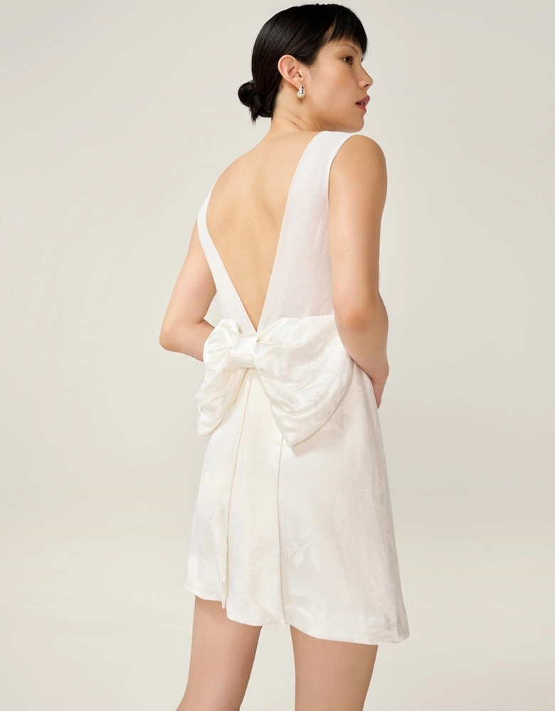 Bowlyn Jacquard Dress in Ivory