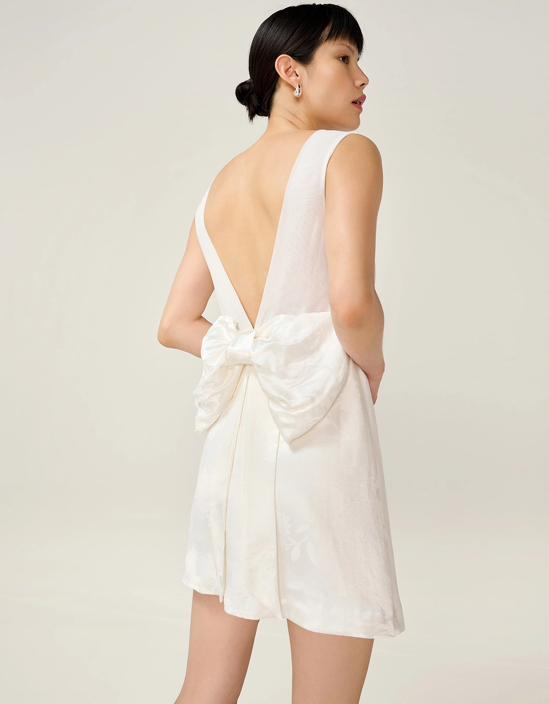 Bowlyn Jacquard Dress in Ivory, 7 of 6