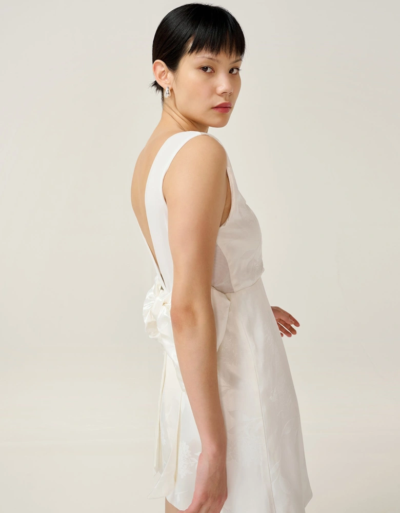 Bowlyn Jacquard Dress in Ivory