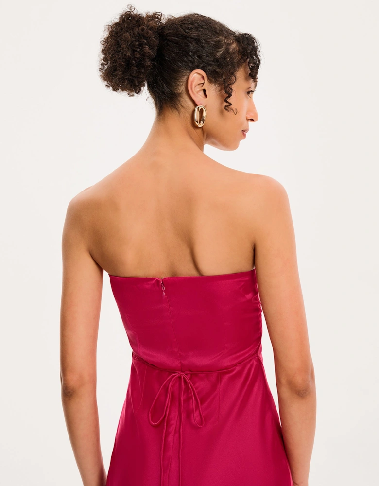 Amdra Maxi Dress in Magenta