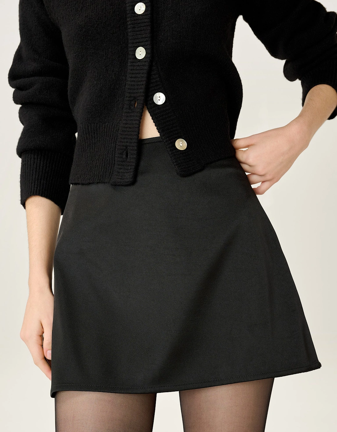 Patty Skirt in Black