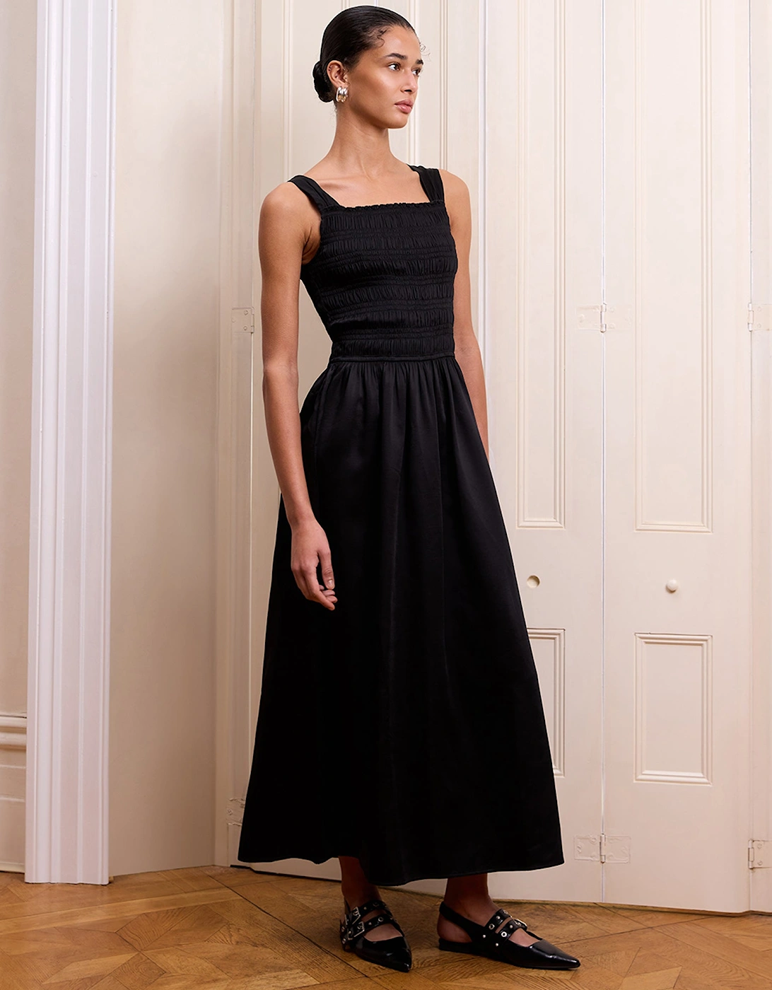 Storm Dress in Black