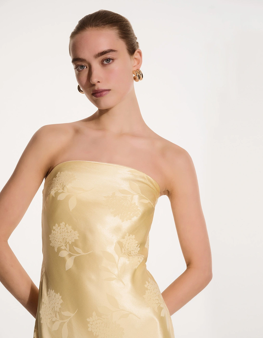 Amdra Maxi Dress in Vintage Yellow