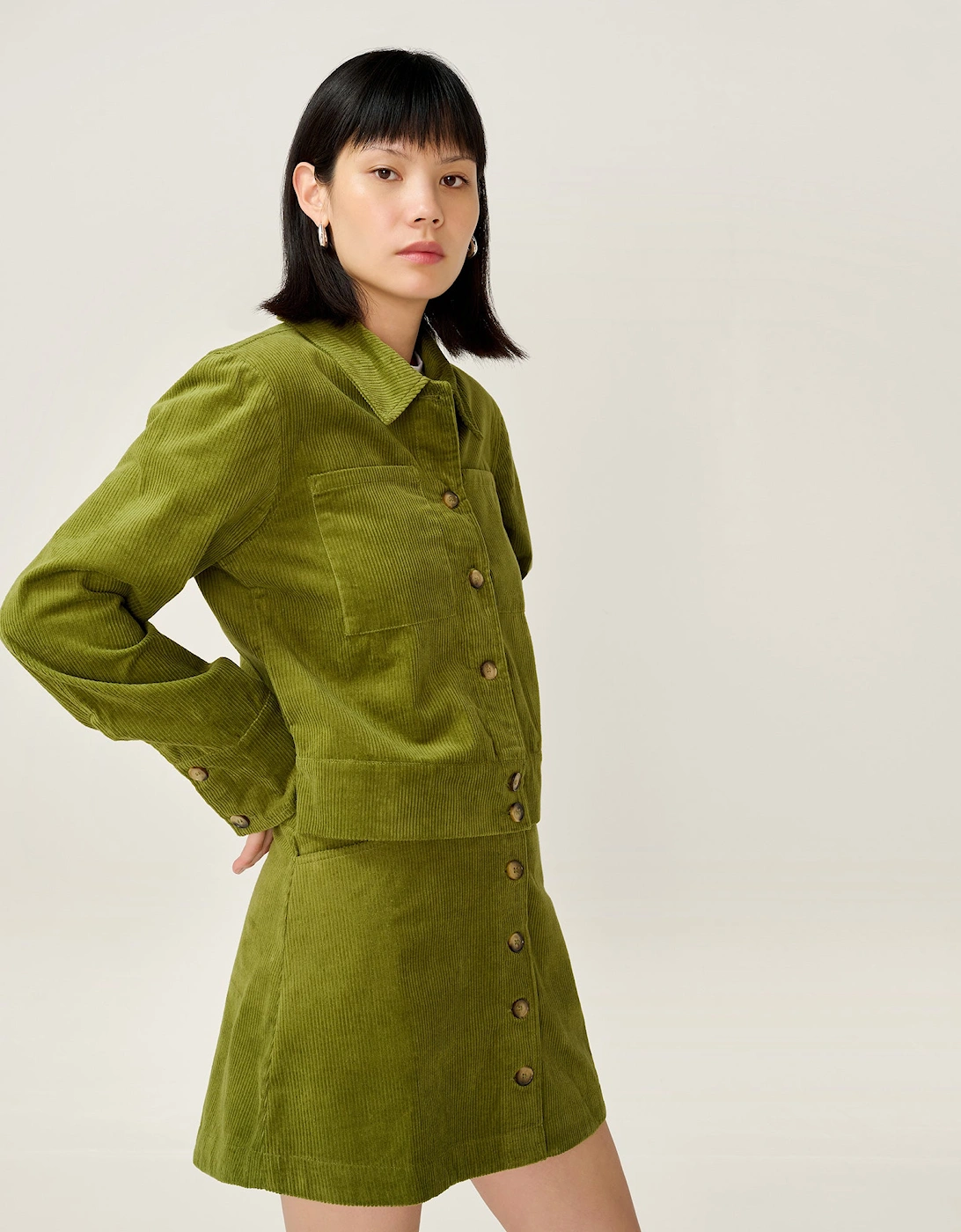 Millie Cord Jacket in Moss Green