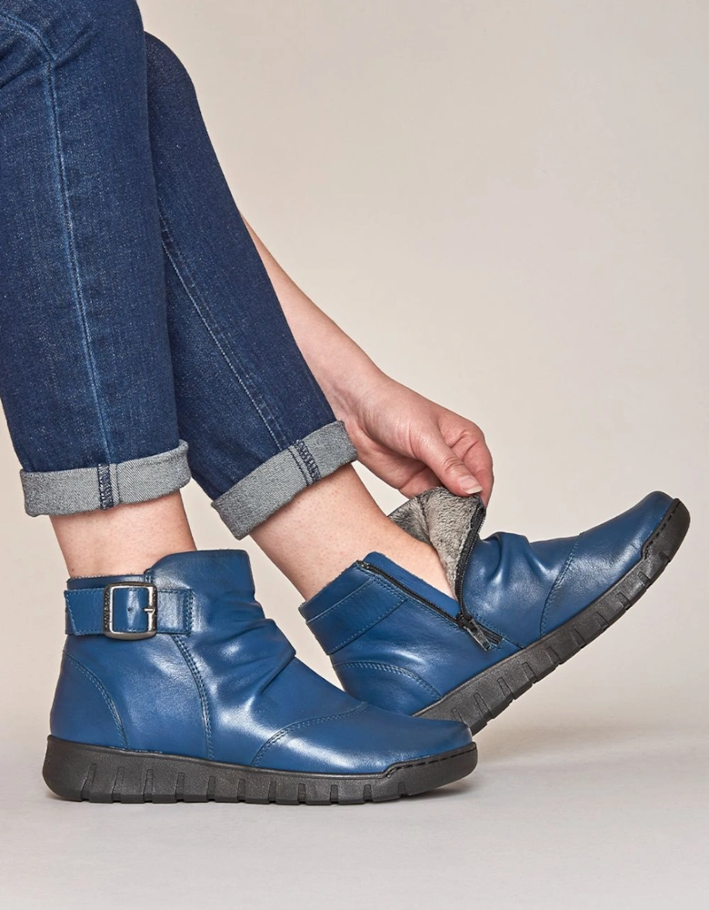 'Vagar' Ladies Ruched Leather Ankle Boots