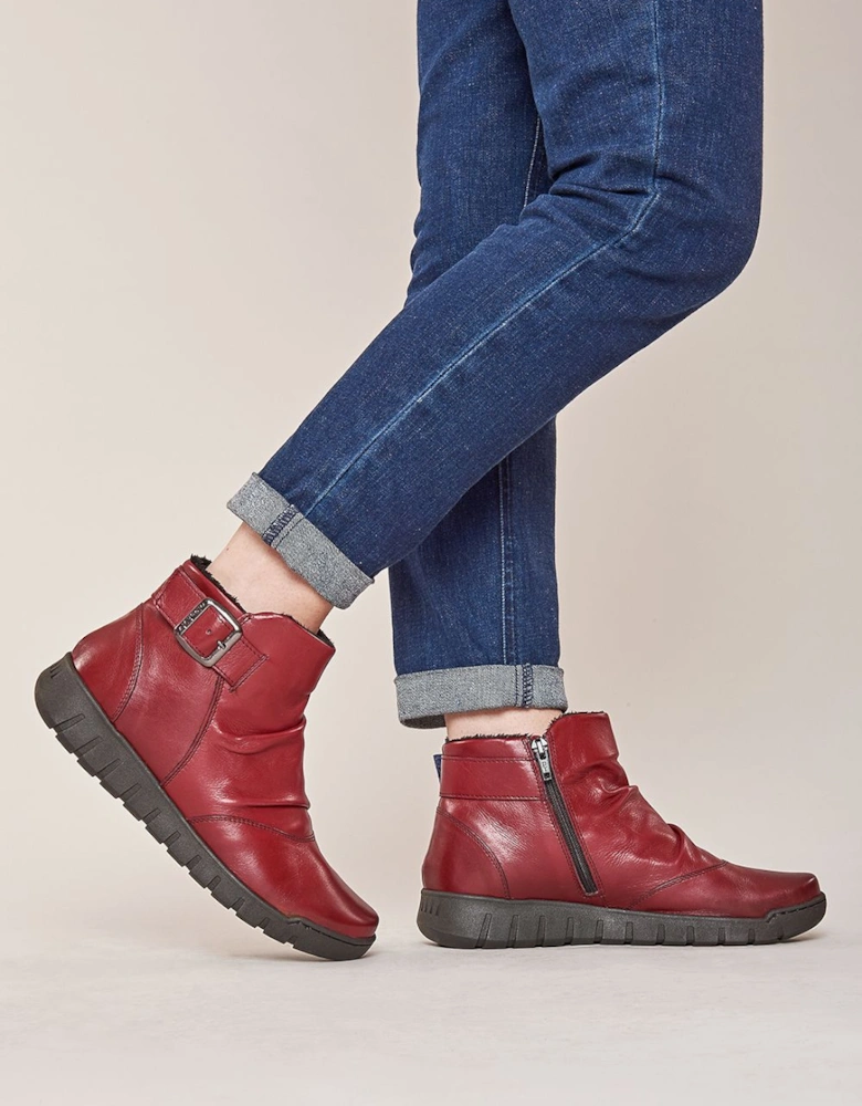 'Vagar' Ladies Ruched Leather Ankle Boots