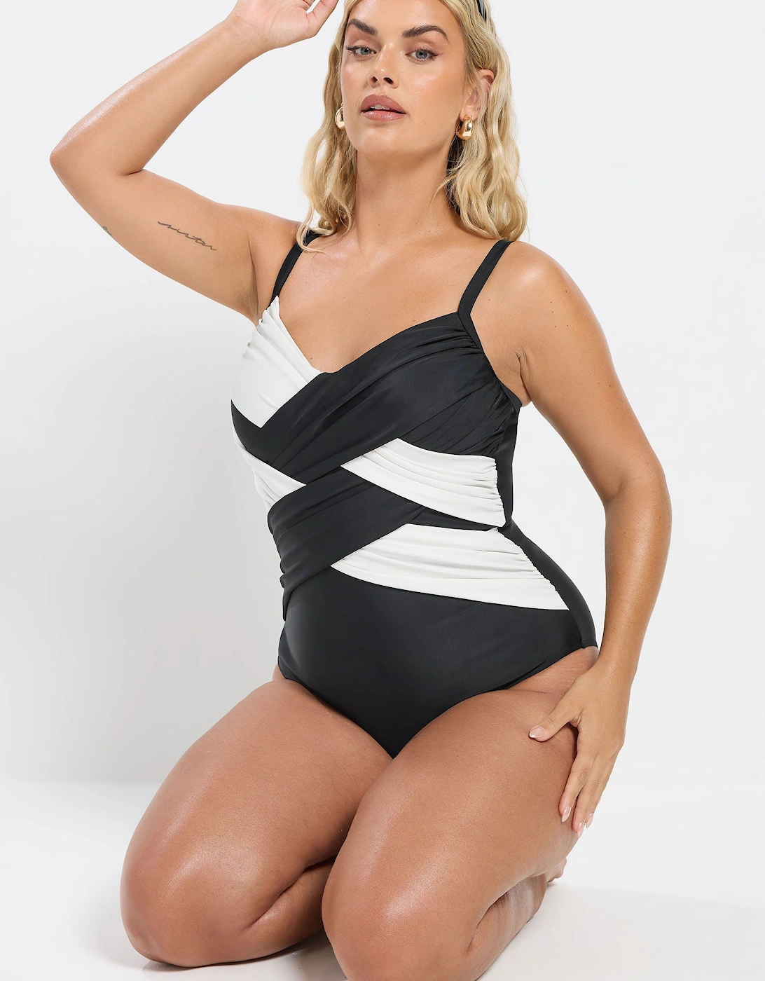Contrast Super Sculpt Swimsuit, 2 of 1