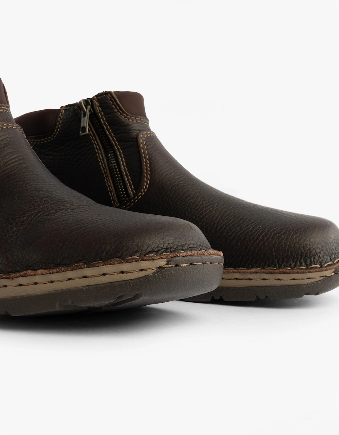 05362-25 Mens Boots Brown