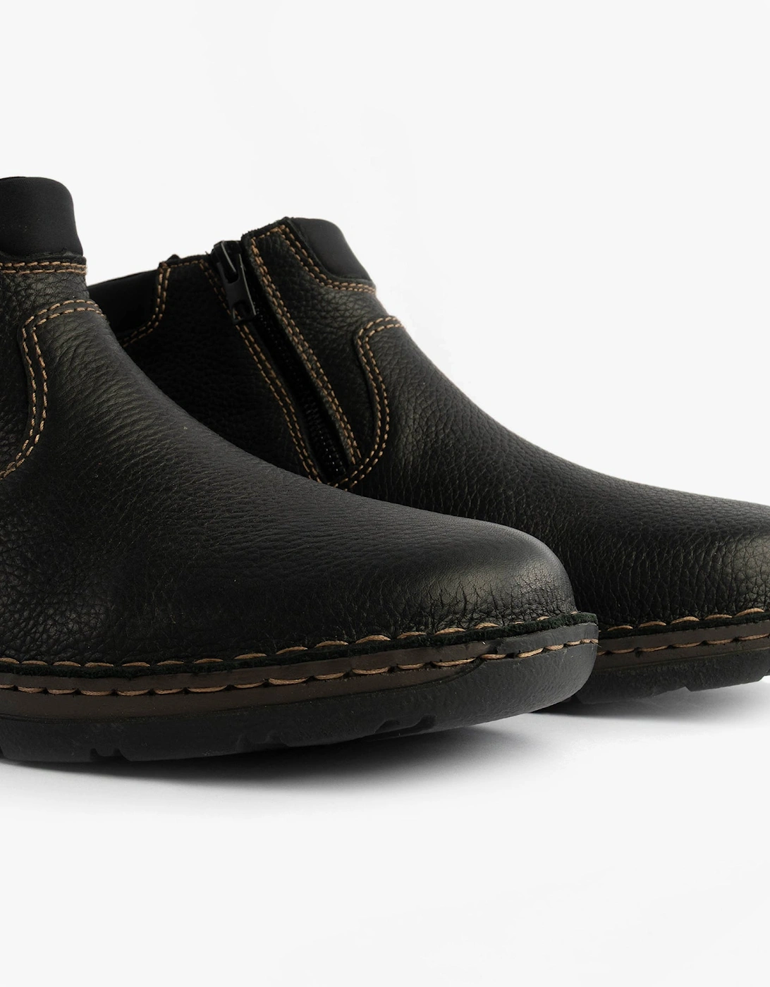 05362-00 Mens Boots Black