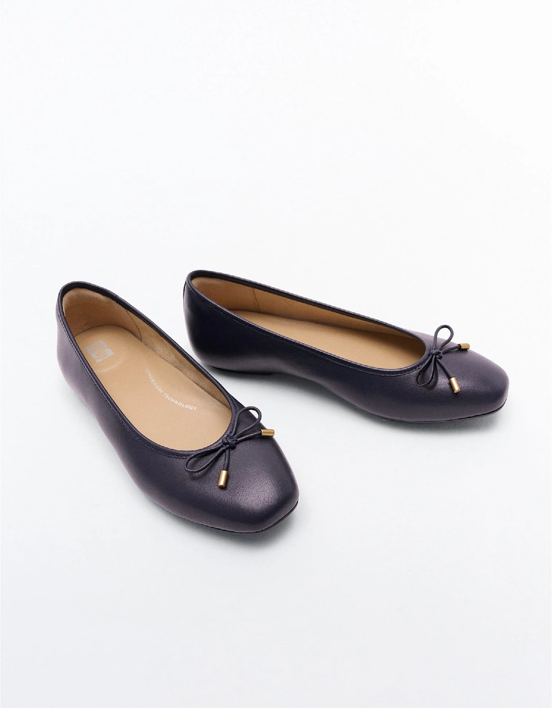 Delicato Bow Soft Leather Slippers