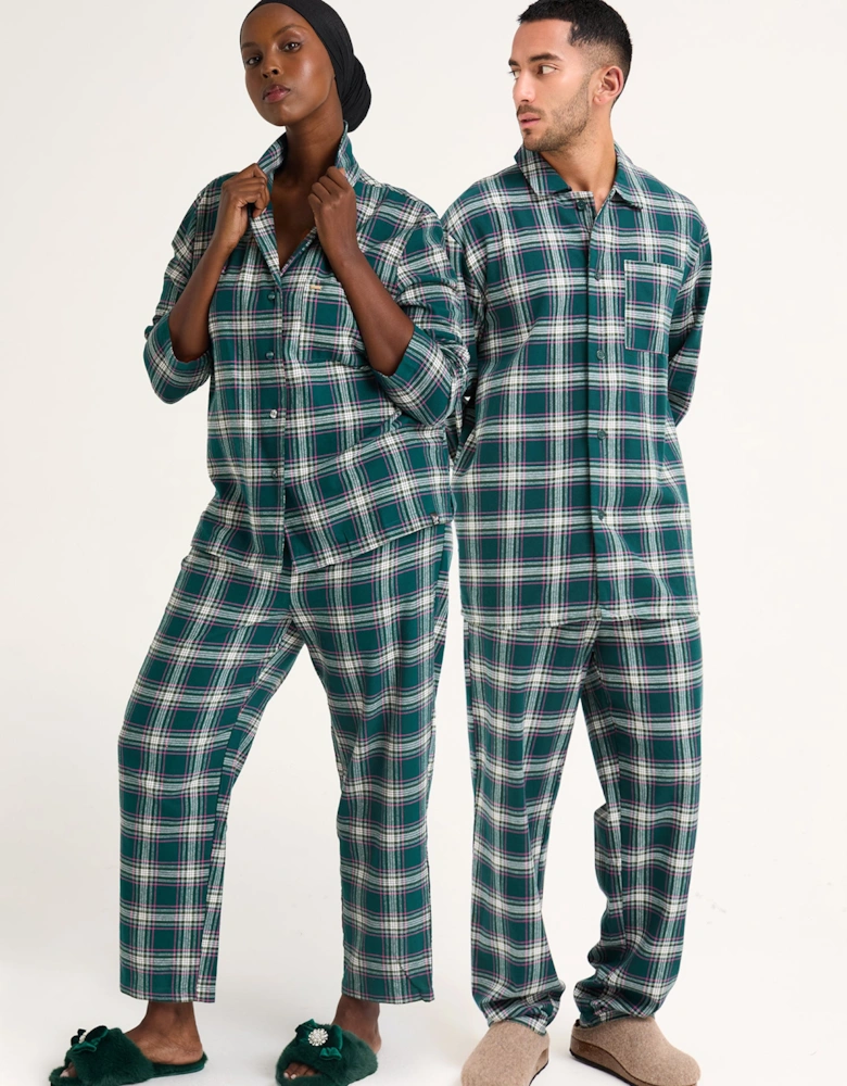 His and Hers Plaid Pyjama Sets in Green
