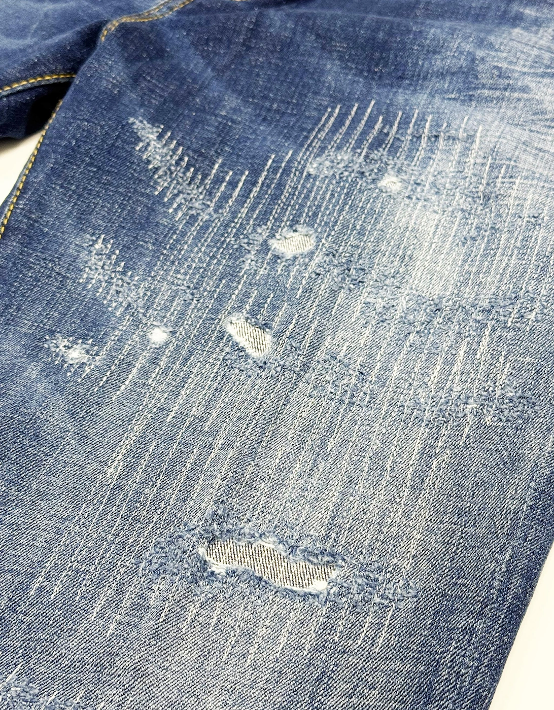 Stitching Detail Cool Guy Jeans in Blue
