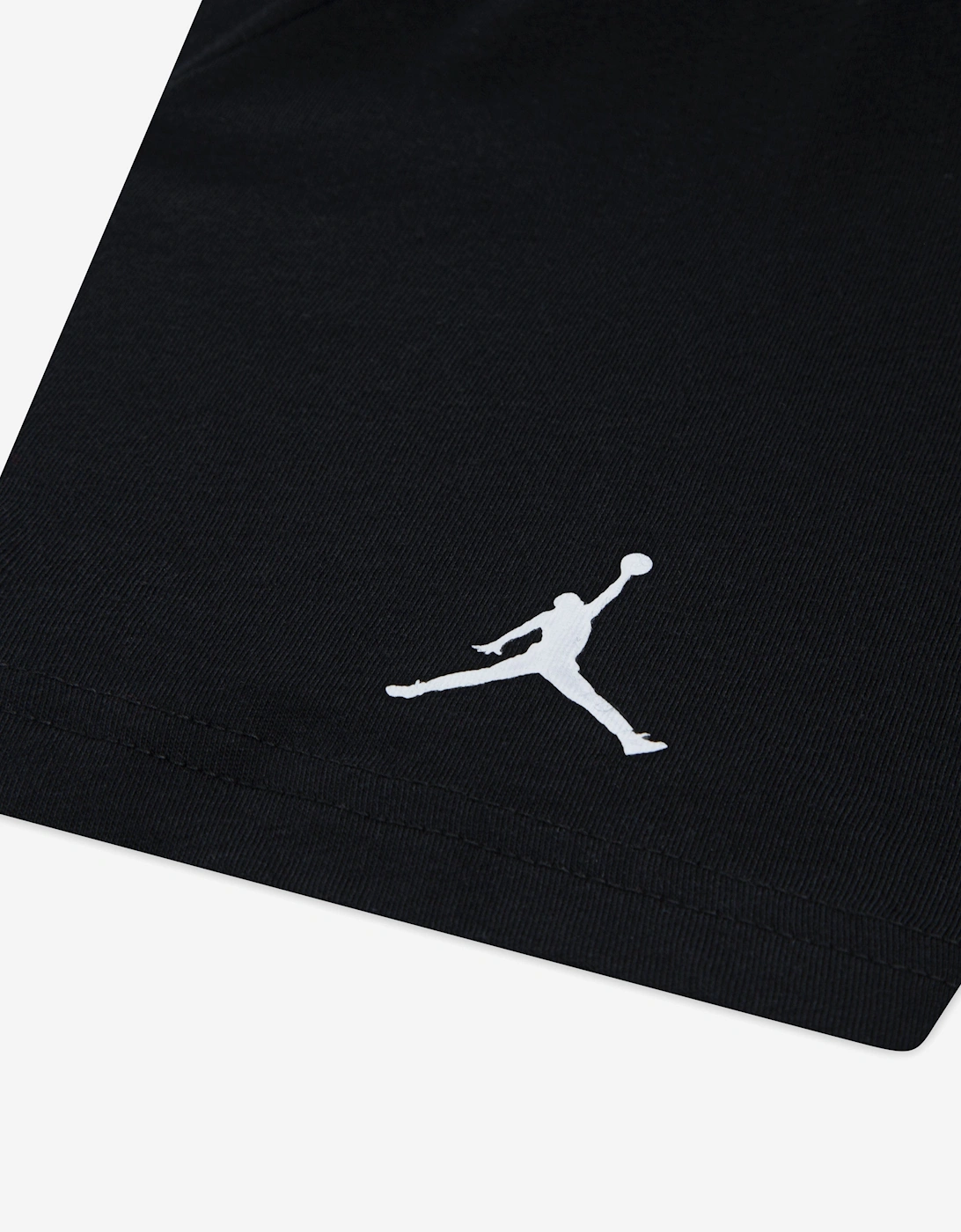 Jordan Boys MJ Flight Essential Bold 3.0 T-Shirt in Black