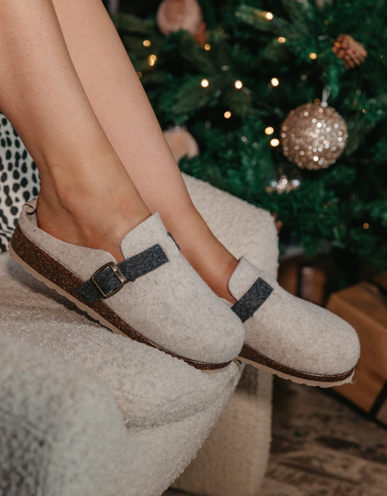 Jordan Mule Slippers in Off-White