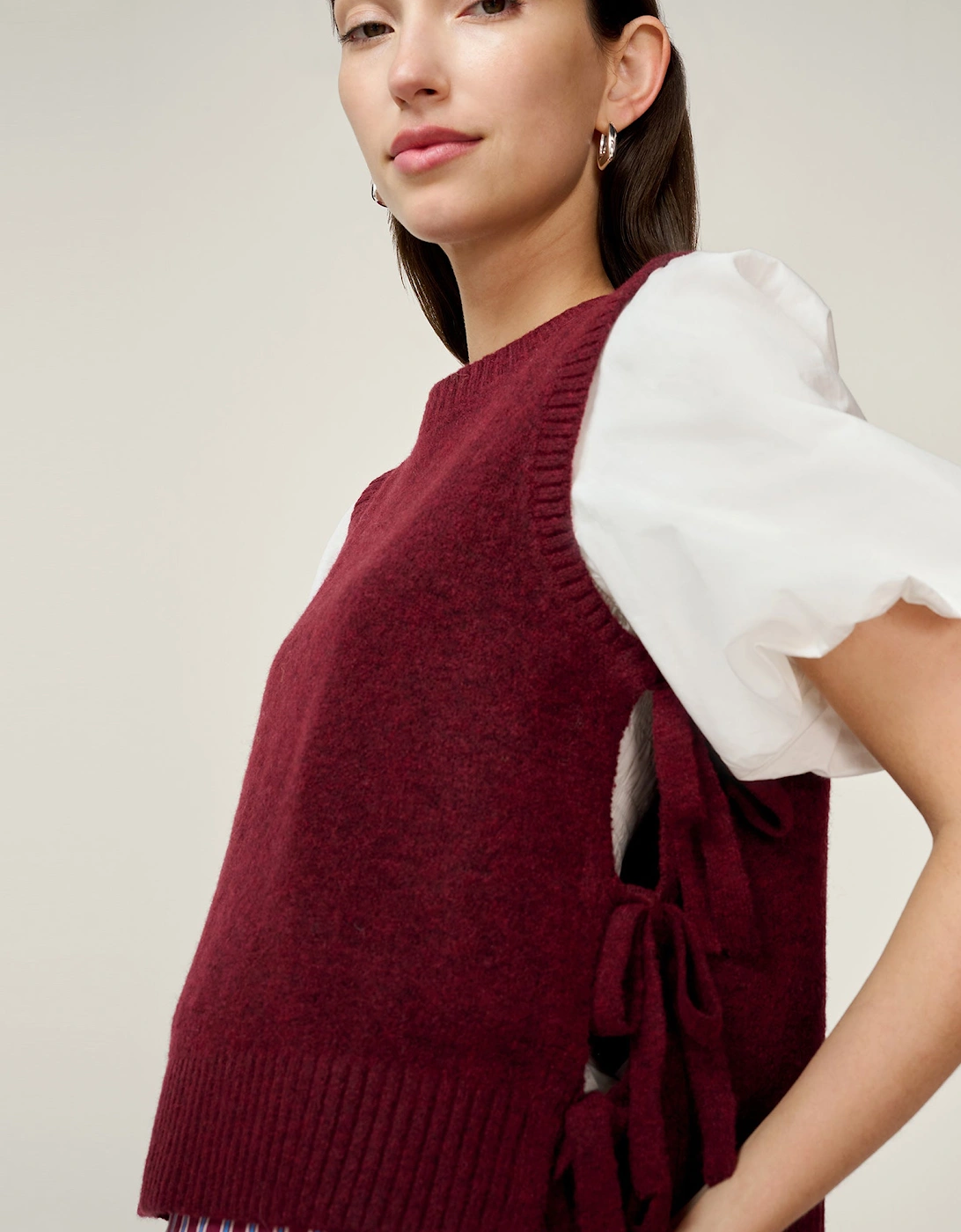 Rufus Bow Side Vest in Merlot