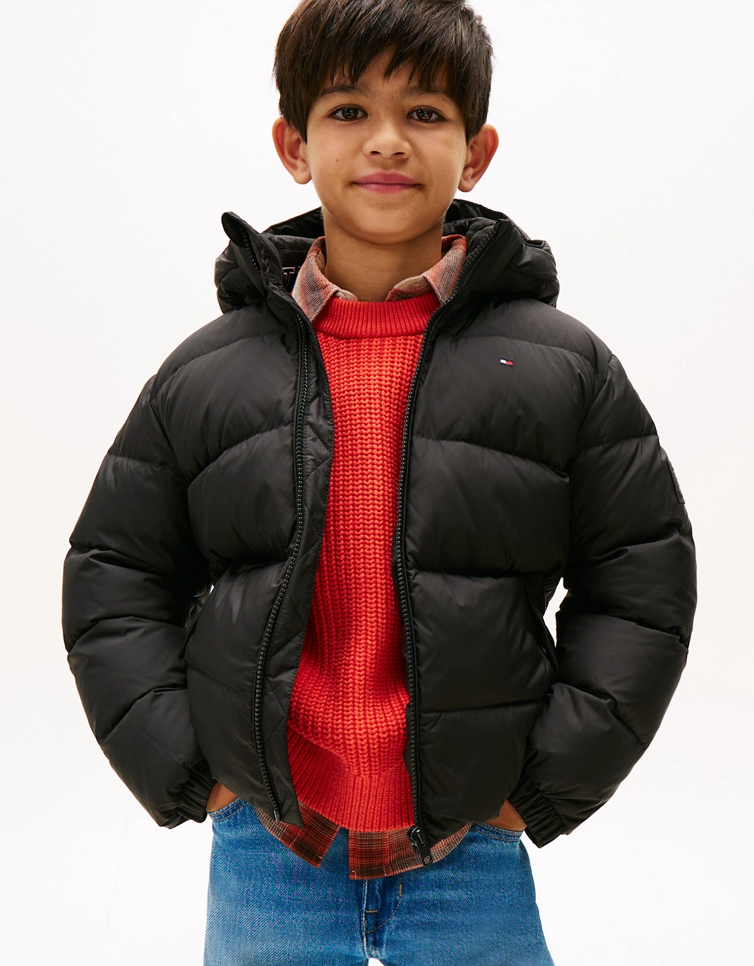 Boys Essential Down Puffer Jacket in Black