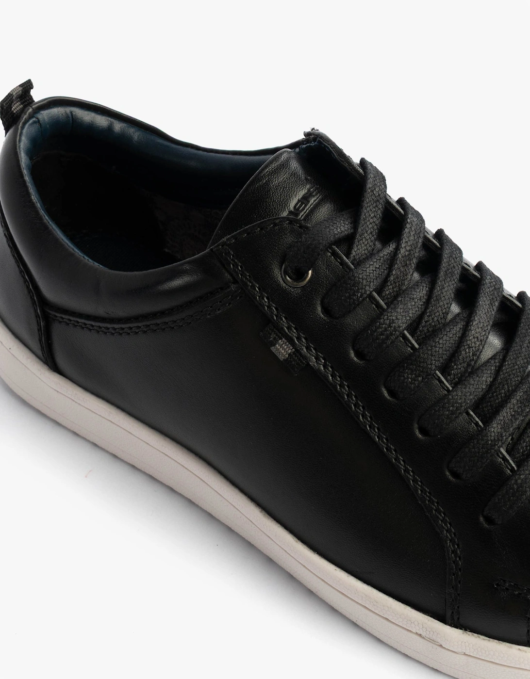 M799A Mens Trainers Black