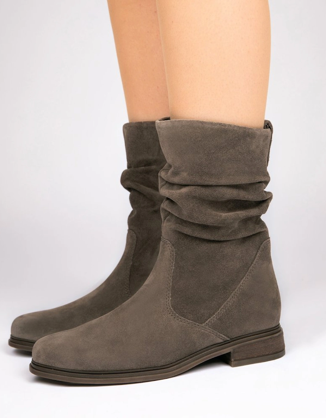 Hodie Womens Calf Length Boots