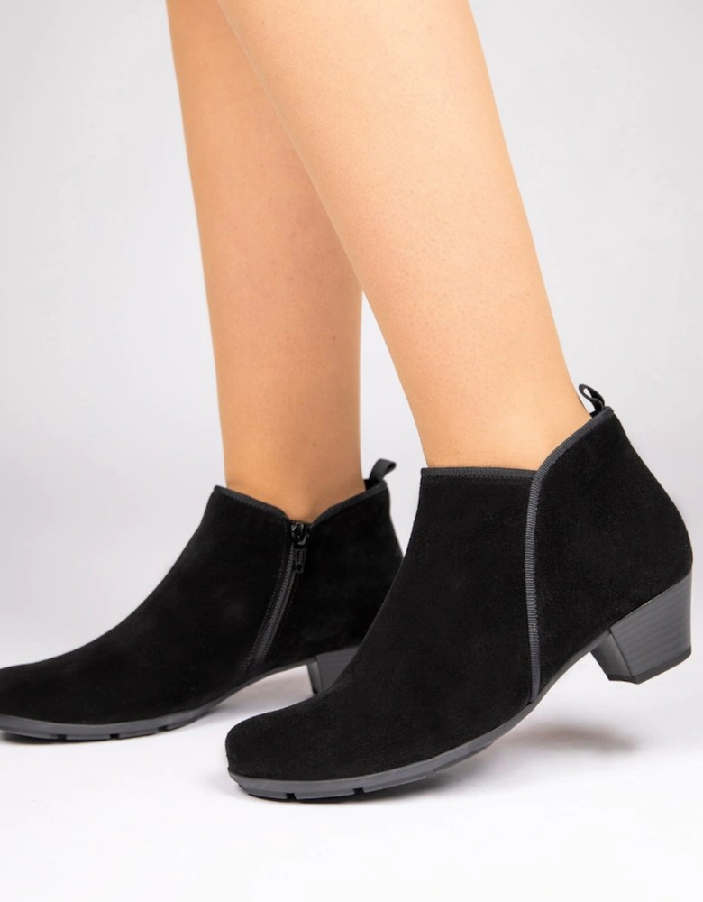 Trudy Womens Ankle Boots