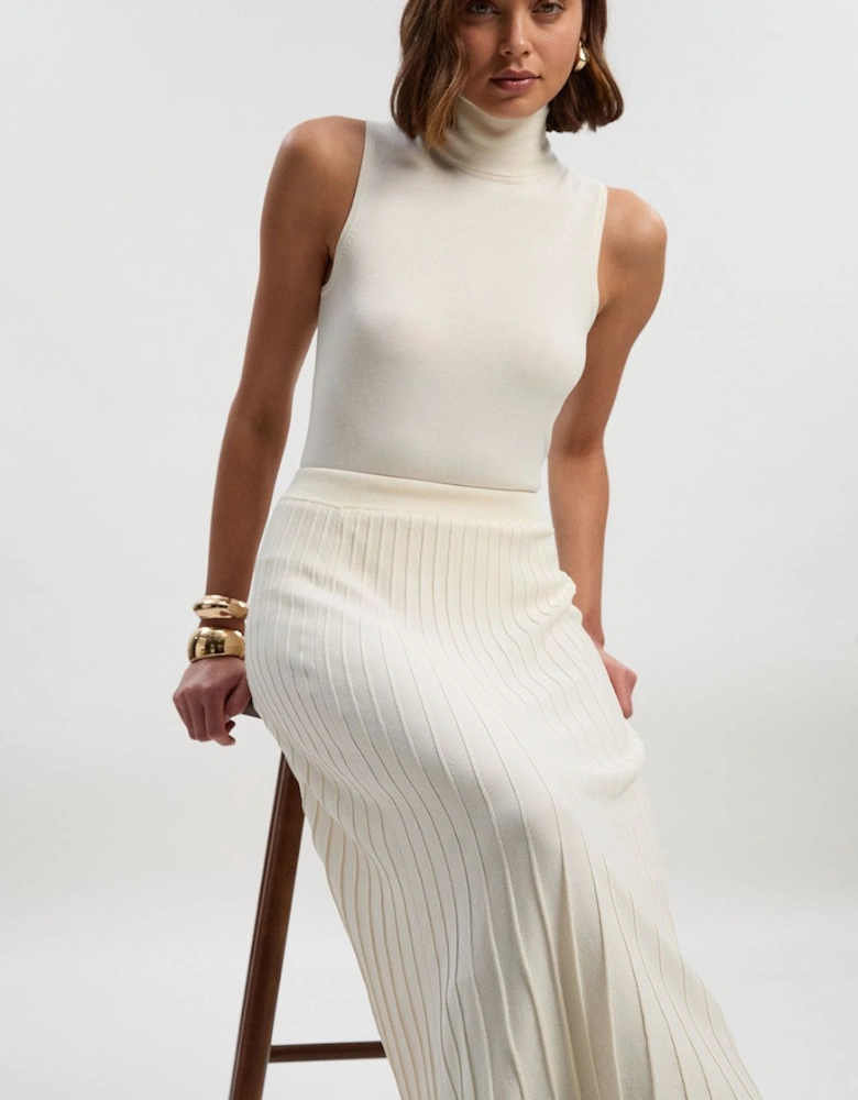 High Waisted Textured Knit Full Maxi Skirt