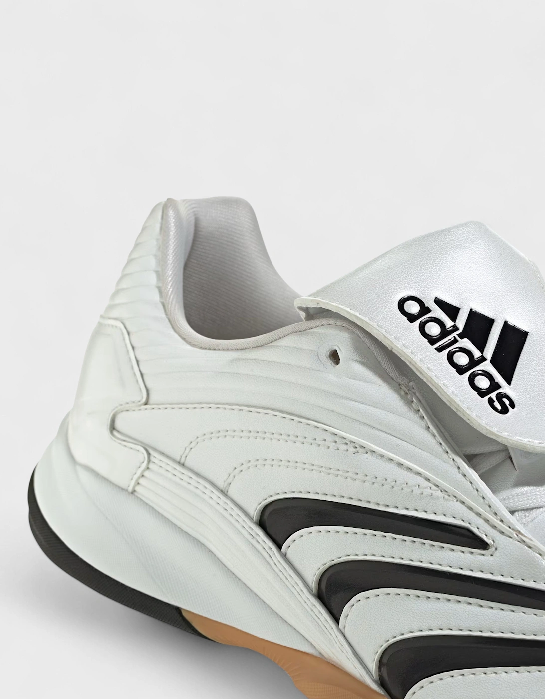 Sala Zero White Metallic Silver Black