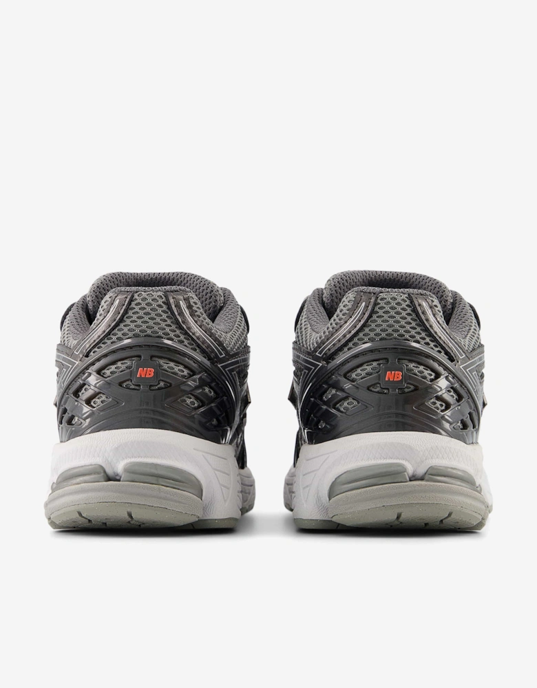 Kids 1906 Trainers in Black