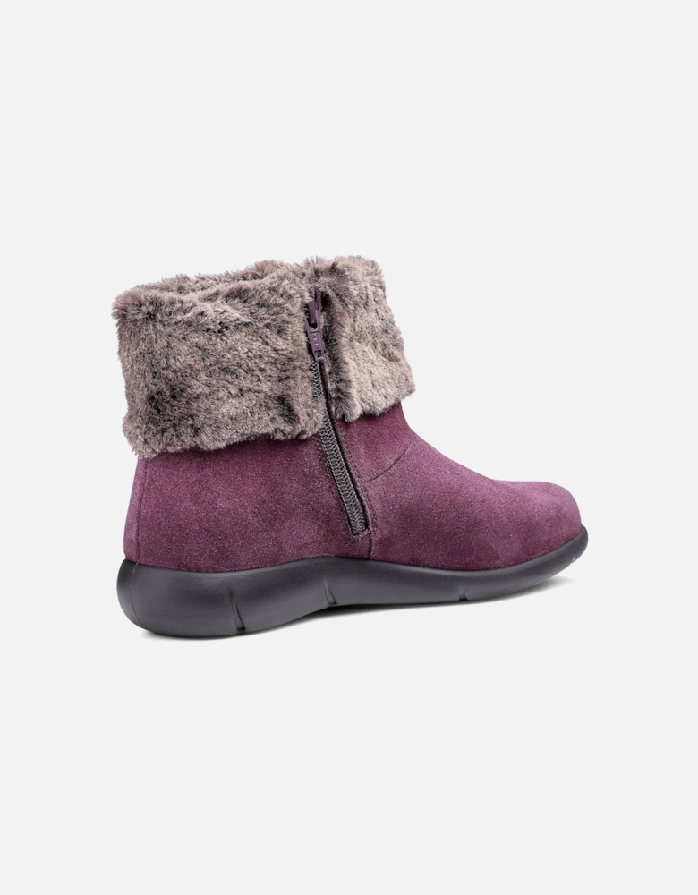 Romance II Womens Ankle Boots