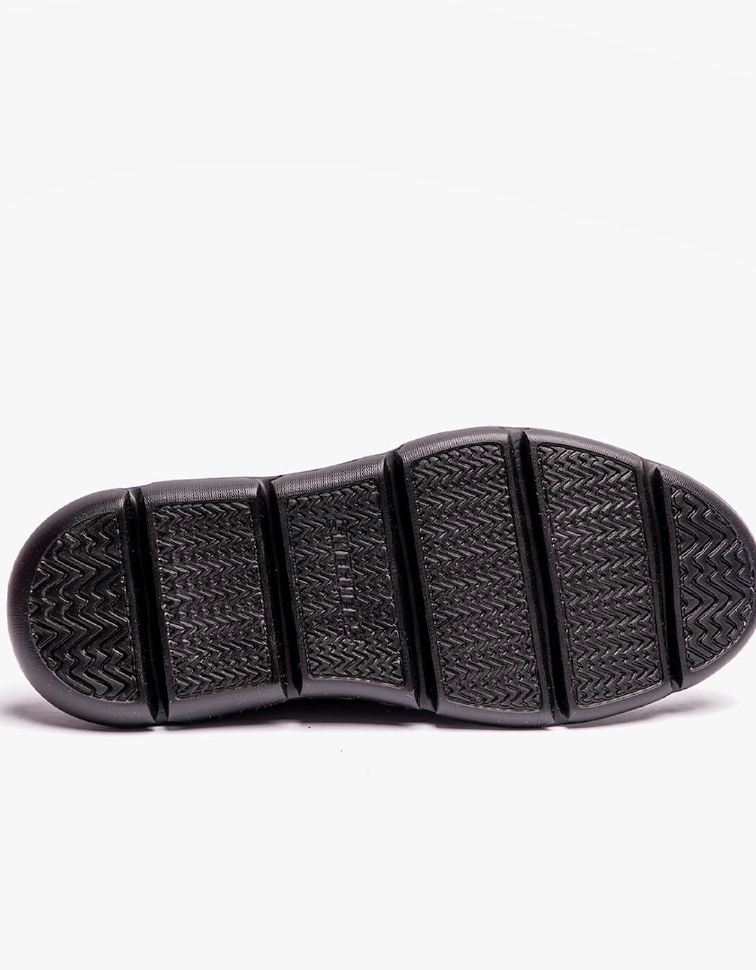 205046/BBK GARZA-GERVIN Mens Casual Trainers Black