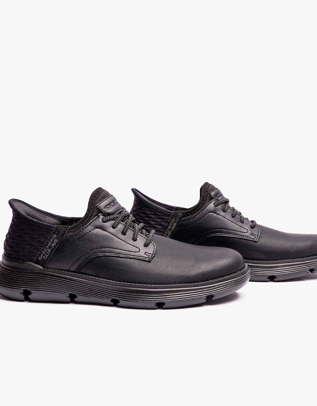 205046/BBK GARZA-GERVIN Mens Casual Trainers Black