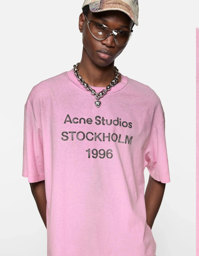 Stockholm Logo T-Shirt in Pink