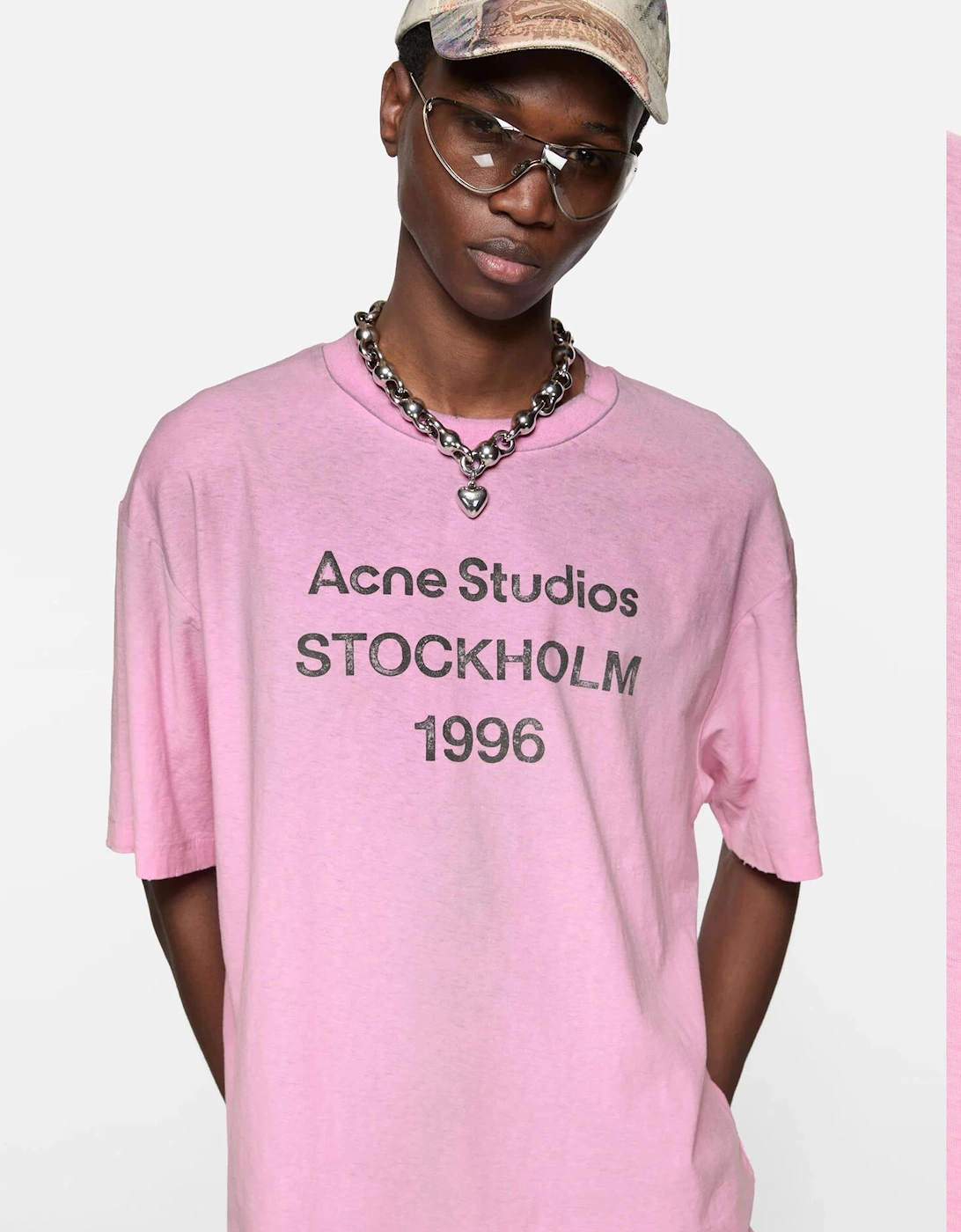 Stockholm Logo T-Shirt in Pink