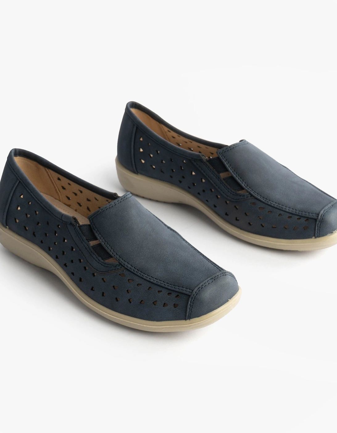 MARSHA Womens Cut-Out Slip-On Shoes Navy Blue, 7 of 6