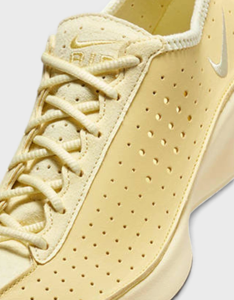 Air Superfly Soft Yellow