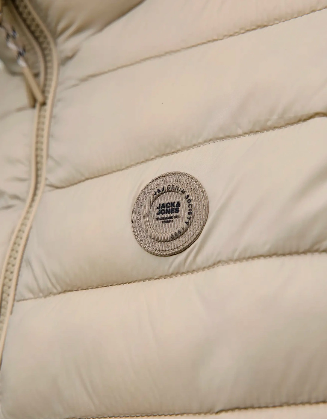 JJE Bradley Light Body Warmer – Crockery