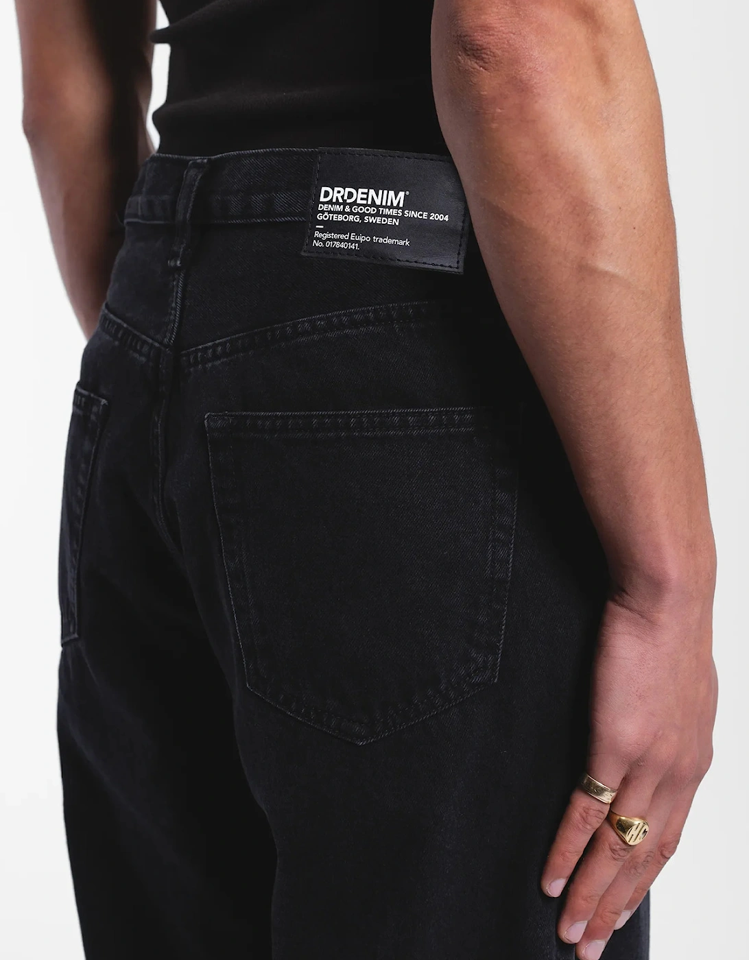 Omar Relaxed Denim - Worn Black