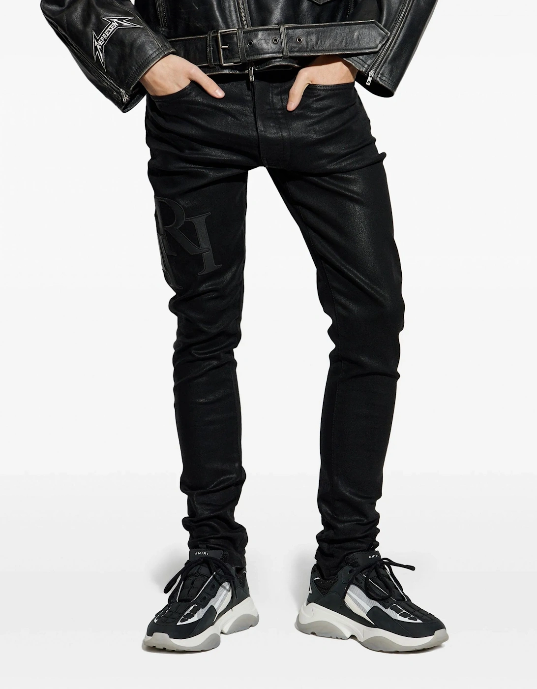 WAXED STAGGERED LOGO SKINNY JEAN