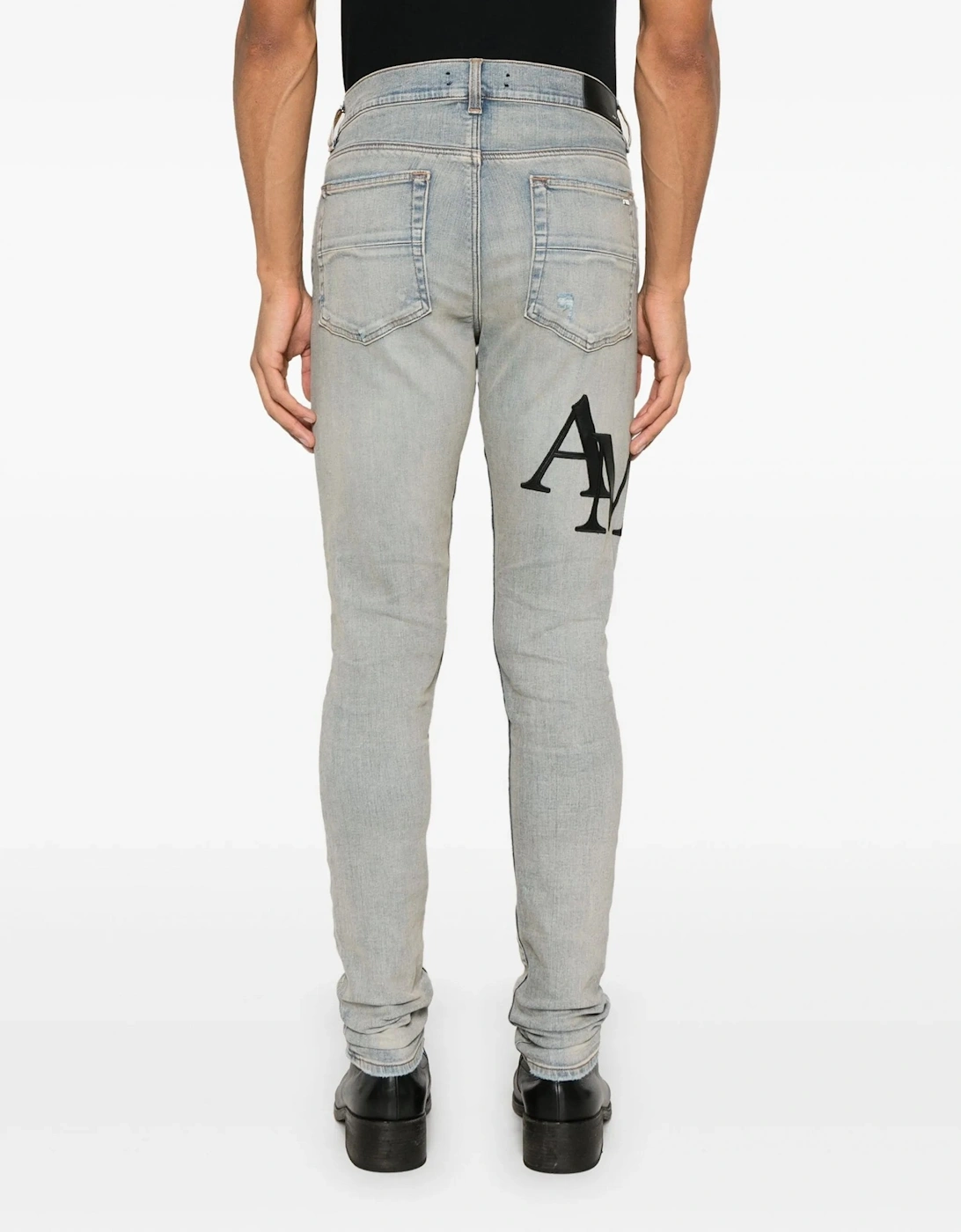 STAGGERED LOGO SKINNY JEAN