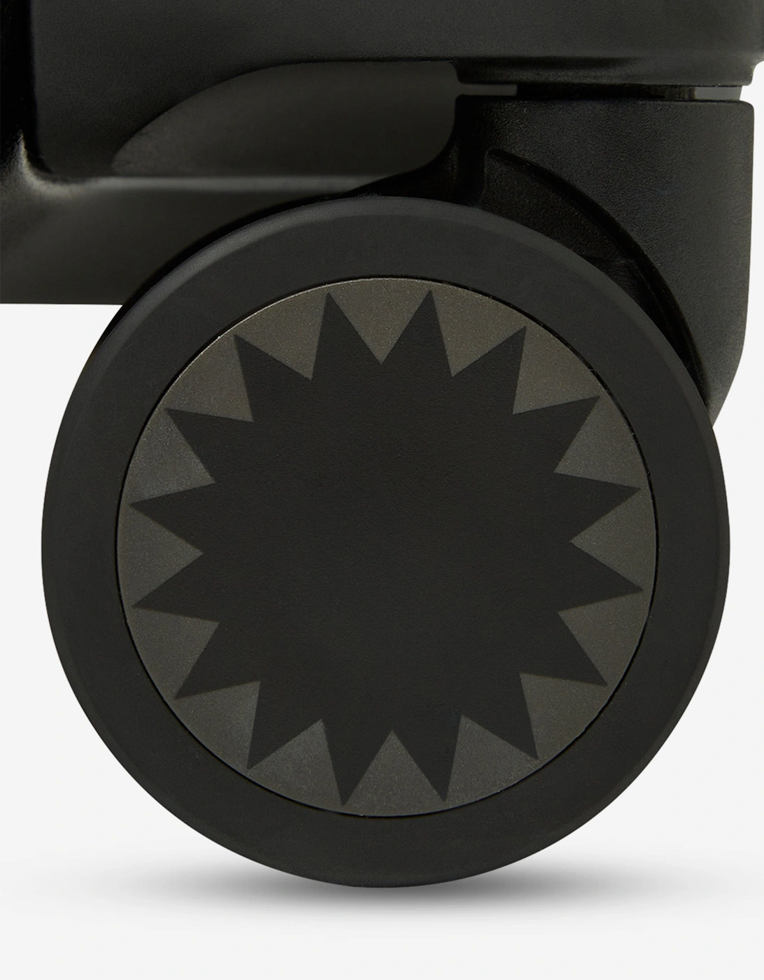 Kids Jet Stream Carry-On Luggage in Black (45.72cm)