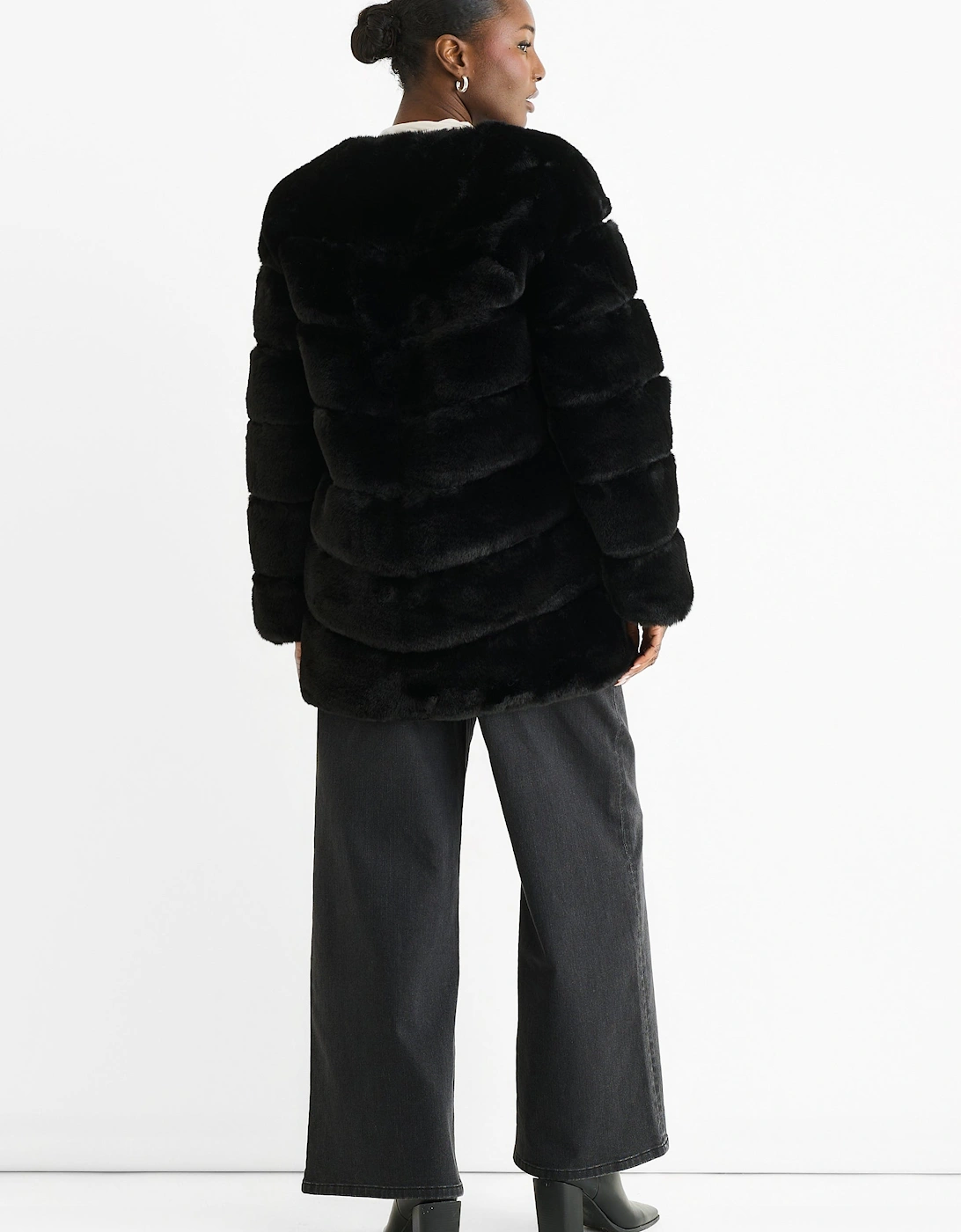 Black Diagonal Cut Faux Fur Long Sleeve Jacket