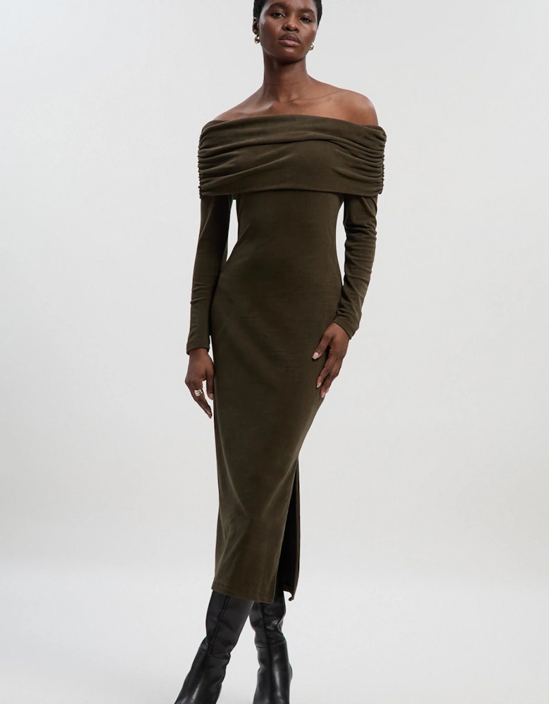 Petite Off The Shoulder Brushed Textured Jersey Midi Dress